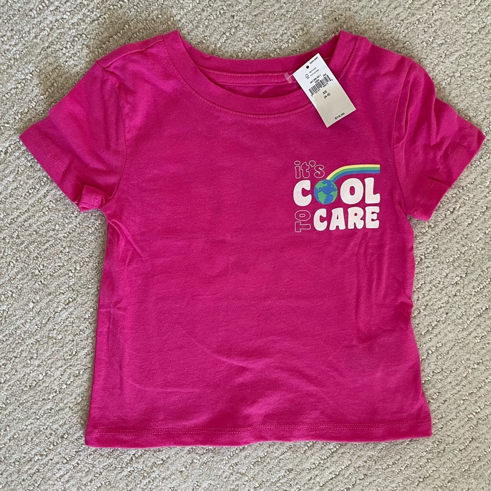 GAP Kids "It's Cool to Care" Graphic T-Shirt NWT, Size XS